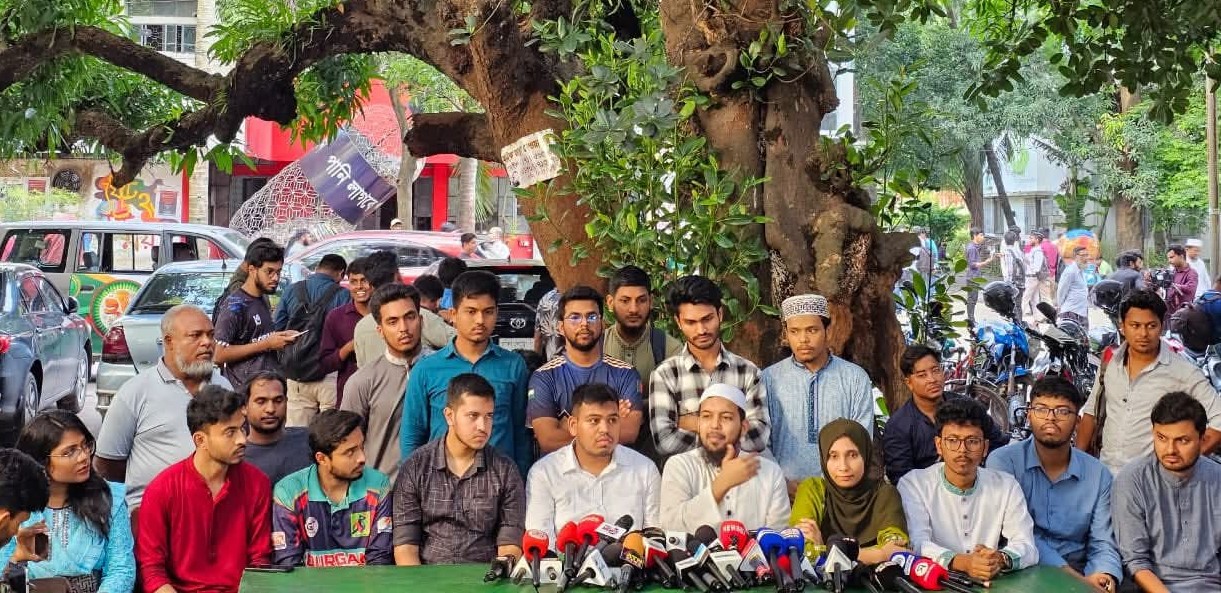 ঢাবিতে বিএনপি নেতা ফজলুর রহমানকে অবাঞ্ছিত ঘোষণা করলো ‘সমন্বিত শিক্ষার্থী সংসদ’